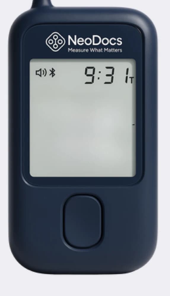 NeoDocs handheld creatinine testing device